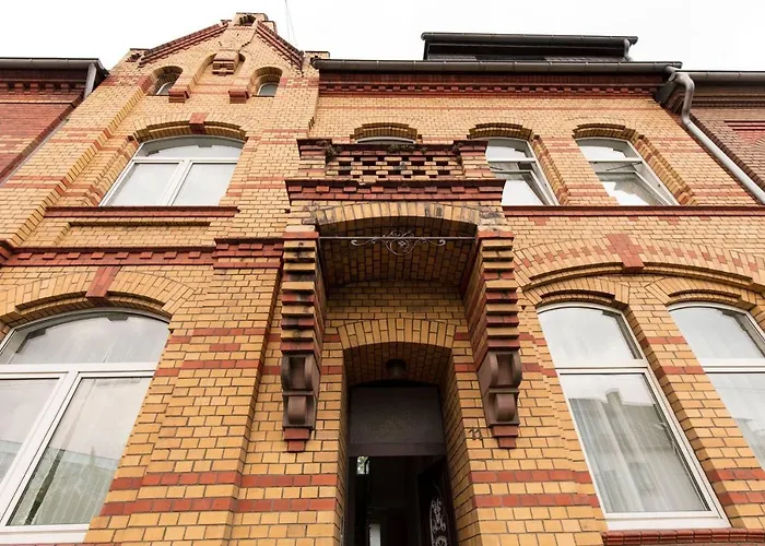 Paris · Chillinghouse # 5, 3 Min. Vom Ice, Netflix, Garten Siegburg