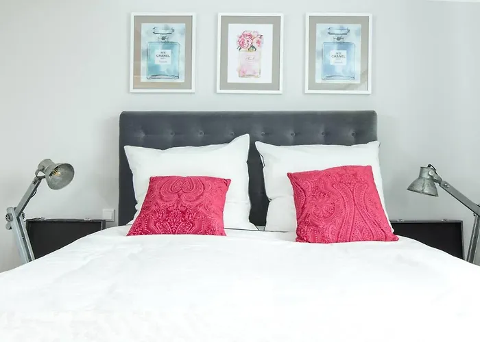 Apartment Paris · Chillinghouse # 5, 3 Min. Vom Ice, Netflix, Garten *