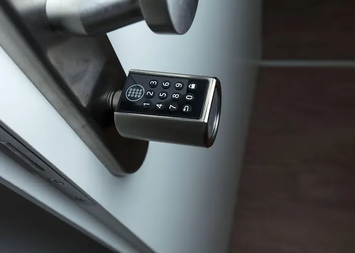 Apartment Paris · Chillinghouse # 5, 3 Min. Vom Ice, Netflix, Garten Siegburg