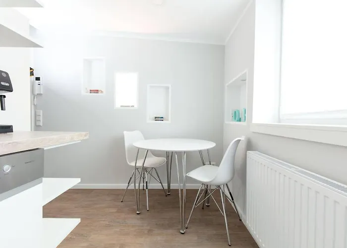 Paris · Chillinghouse # 5, 3 Min. Vom Ice, Netflix, Garten Apartment Siegburg